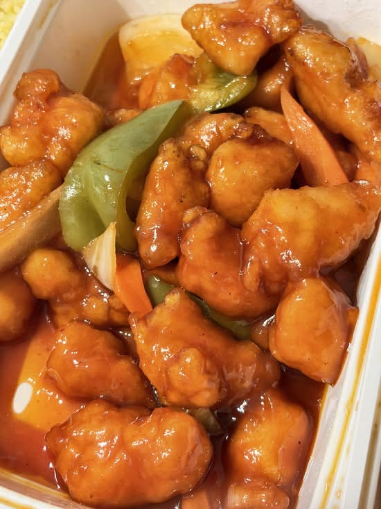 Sweet and Sour Chicken 甜酸鸡球